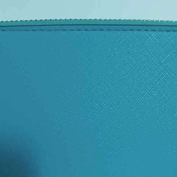 Kate Spade Women's Slim Wristlet Fresh Air Size 8"x4.5" Teal Cow Leather Wallet - Picture 5 of 10